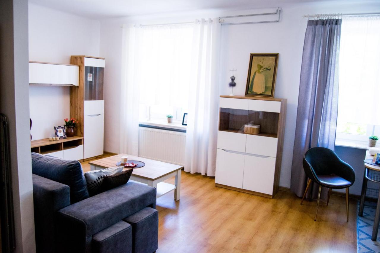Color 24 Apartament V Stalowa Wola Exterior foto